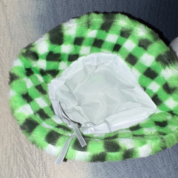 Urban Outfitters Knox Checkered Faux Fur Bucket Hat